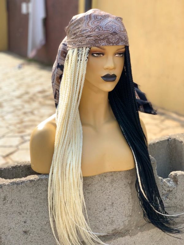 Scarf Blonde/Black Box Braided Wig Eminado Hair