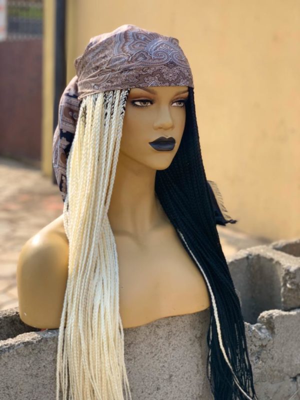 Scarf Blonde/Black Box Braided Wig Eminado Hair